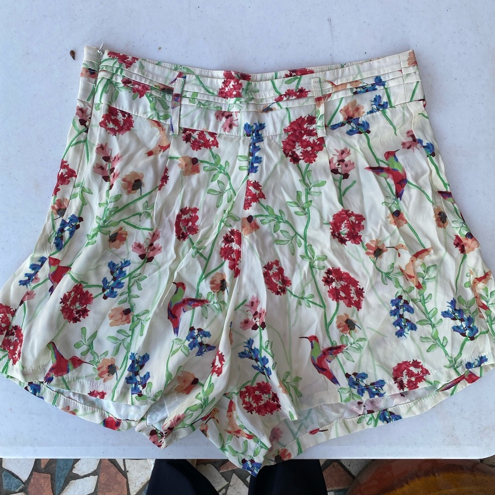 Georgie Women's High Waist Floral Shorts - Red and Blue